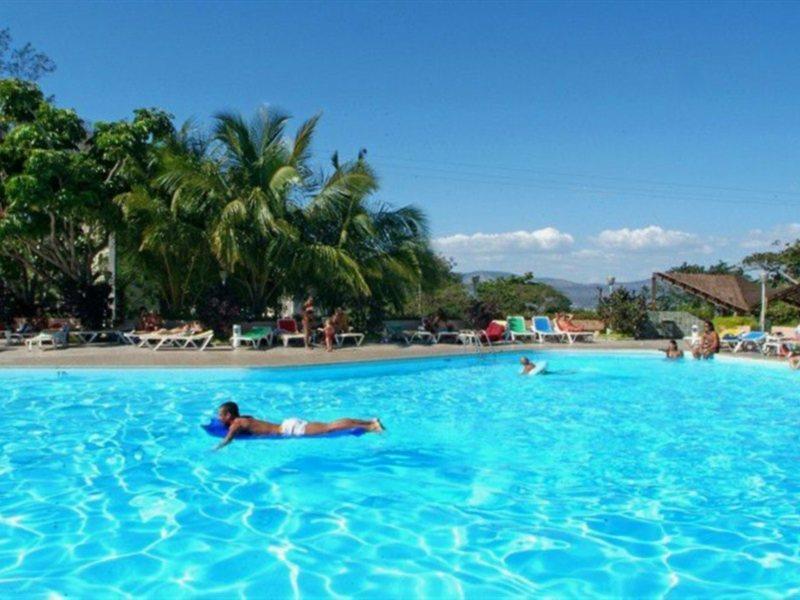 Versalles Hotel Santiago de Cuba Bagian luar foto